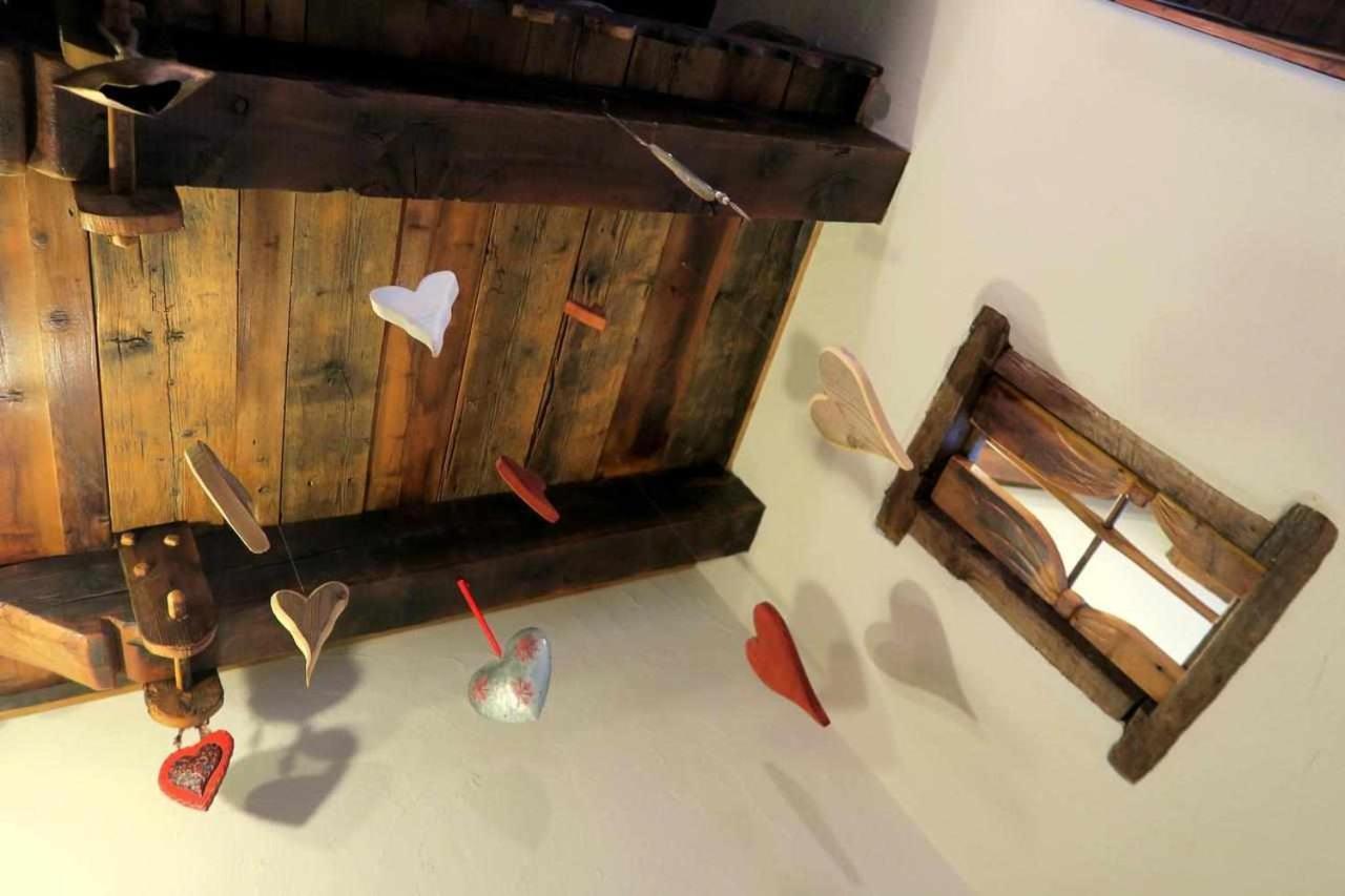 Romantica Suite Con Vasca Idromassaggio Aosta Kültér fotó