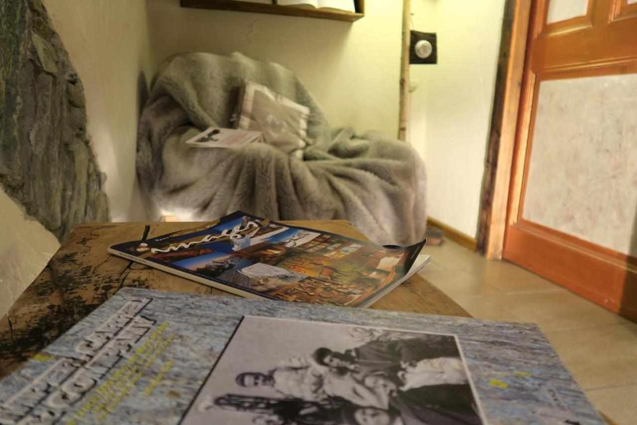 Romantica Suite Con Vasca Idromassaggio Aosta Kültér fotó